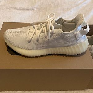Authentic New Yeezy Boost 350 v2 white